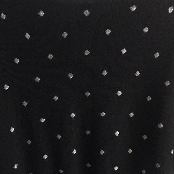 White House Black Market black & silver blouse - Picture 6 of 6